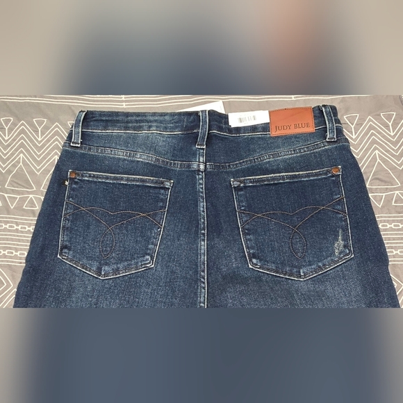 Judy Blue High Waisted Ripped Straight Leg Dad Jeans Size 15/32 - Picture 9 of 10